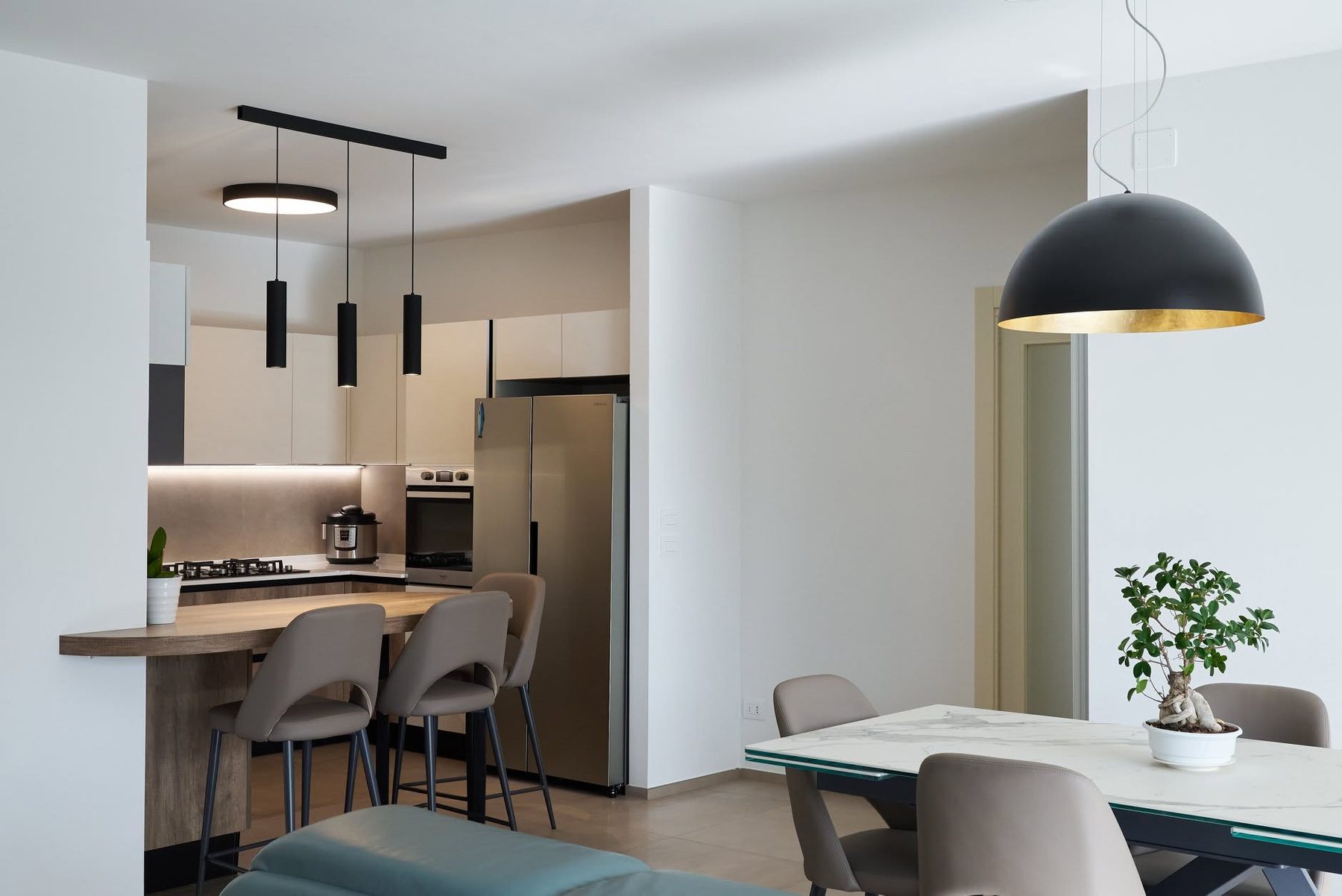 La cucina che diventa tavolo — Aran Store Pescara